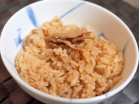 鶏ひき肉とまいたけの炊きこみご飯